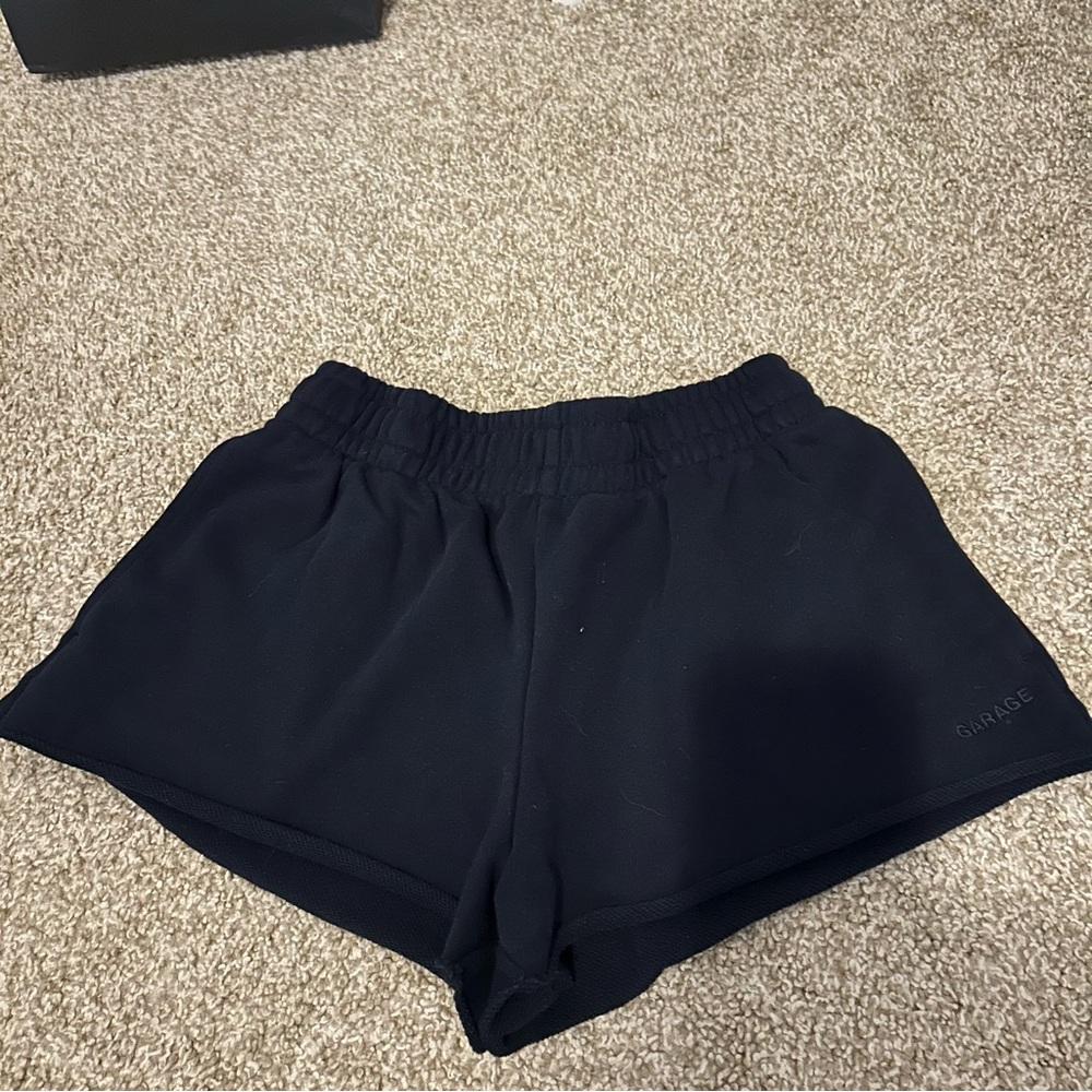 Garage shorts